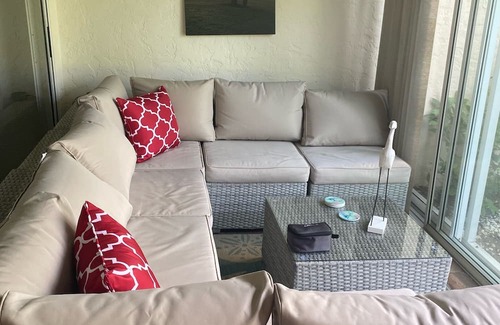 The Meadows Condo | Tranquil 2-bedroom condo with AC in beautiful Sarasota