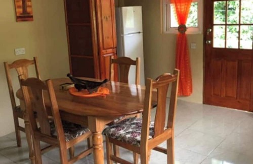 Trafalgar Apartment | Serene 2-bedroom apartment with AC in Saint George Parish