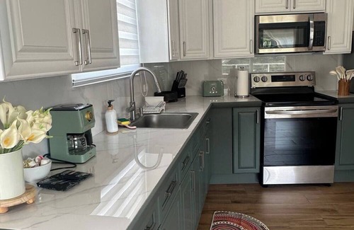 Estate Tabor and Harmony Apartment | Chic 1-bedroom guesthouse with AC and fitness room in marvelous St Thomas