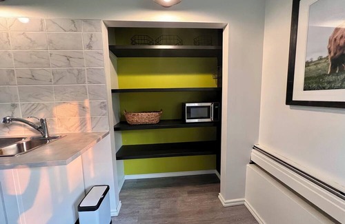 Yellowknife Apartment | The Boreal Bungalow: A Cozy Northern Retreat in the Heart of Yellowknife