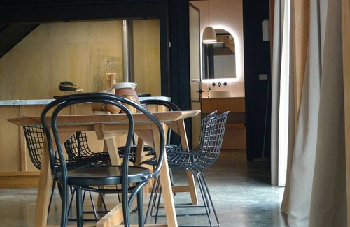 Musk House | The Barn at Stonewalls - Farm stay in 25 acres In Daylesford