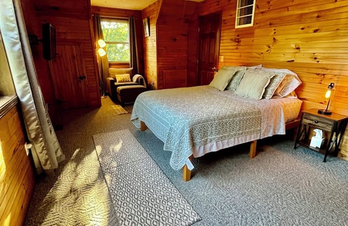 Halfway Other | Country Guest House in Quiet Mennonite Community - Family Friendly!