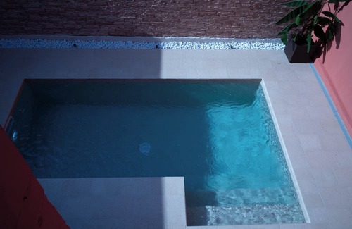 Stadera Condo | The intimacy of a private home and luxury hotel services