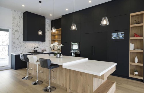 Central Okanagan House | 5BR Home/Seasonal Pool/Lake Views