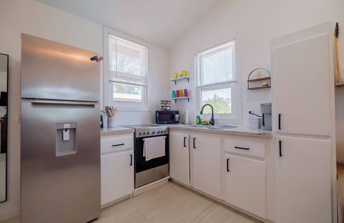 Caye Caulker Apartment | Charming 1-bed studio apartment in awesome Caye Caulker with AC