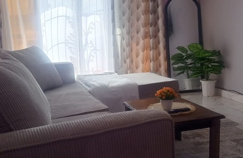 Mombasa Apartment | Cozy Safe Space. With 2 balconies, nice city view, Free parking. Family-friendly!
