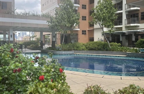 Pasay Condo | Levi & Moon Relax and Chill