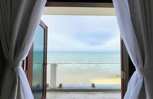 East Ham Tien Beach Villa | Beach Front Villa – 4BR - Bay View Resort, Mui Ne