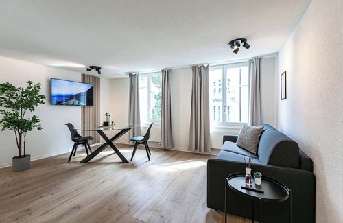 St. Gallen House | book2stay 2-room apartment #5 Kronberg up to 4 people