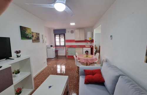 La Trinidad-San Juan y Todos los Santos Apartment | APARTMENT IN THE COURTYARD OF THE JUDERIA OF CORDOBA