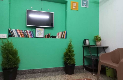 Peroorkada House | Charming 2-bedroom house in delightful Thiruvananthapuram with AC