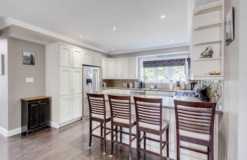 Scarborough House | Idyllic & Spacious 4BR Home with Private Backyard!
