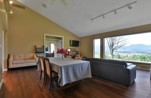 Eastern Hillsides House | THE VIEW BNB