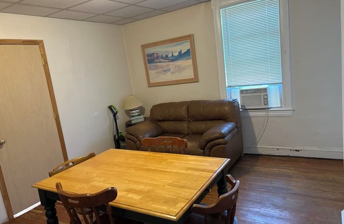 West Baltimore Apartment | Family friendly Tranquil apartment with AC in vibrant Baltimore.