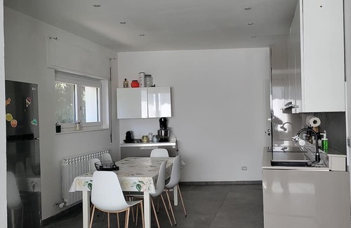 Cavagnano Villa | Villa 'Il Gelsomino' with Mountain View, Private Terrace and Wi-Fi