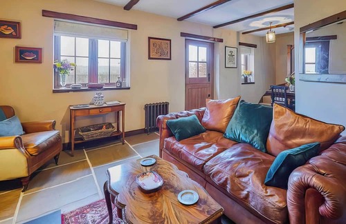 Llangadog Cottage | 2 bedroom accommodation in Llangadog