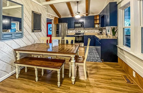 Lake Waccamaw House | Charming 3-bedroom house on enchanting Lake Waccamaw with AC
