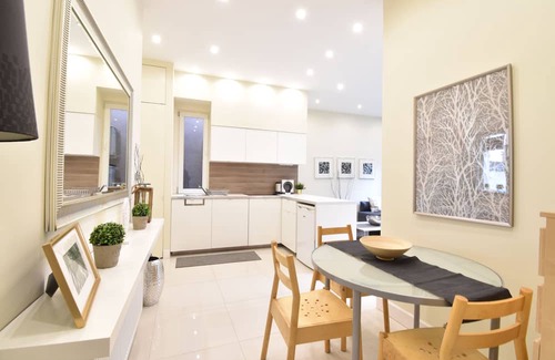 Csarnok negyed Apartment | Beautiful 8 bedroom 6 bathrooms with balconies