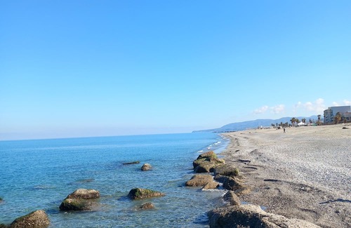 Venetico Marina House | THE COTTAGE BY THE SEA