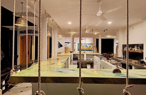 Bukti Bed & Breakfast | Mermaid Suite 2 with AC B&B - Bali Jungle Retreat with Fine Dining & Eco Pool