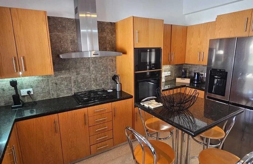 Agios Athanasios House | Relax in Style - 4 Bedroom Villa with Private Pool and Garden.