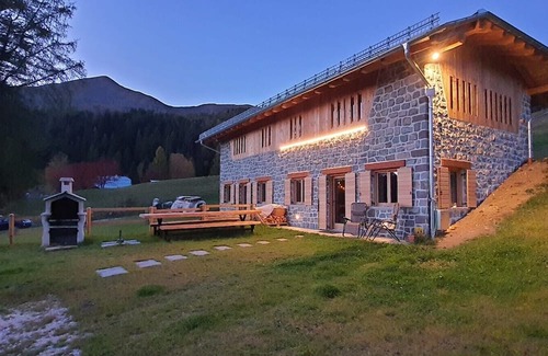 Roncegno Ski Chalet | Authentic wooden chalet with panorama, fireplace and alpine flair