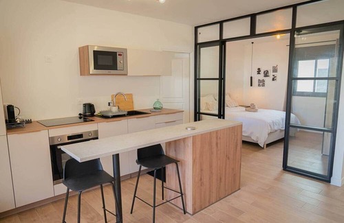 La Possession Apartment | Cosy T2 - close to nature and center - La Verrière
