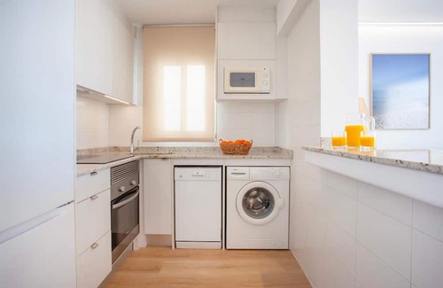Colonia Sant Jordi Apartment | Apartment 'Edificio Puerto - 1 Habitación F2' with Sea View, Wi-Fi and Air Conditioning