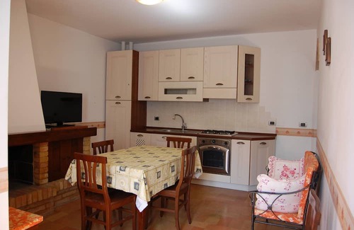 Appignano House | Vacation home of 7 apartments garden, swimming pools common lounge.Suitable for groups