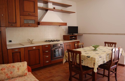 Appignano House | Vacation home of 7 apartments garden, swimming pools common lounge.Suitable for groups