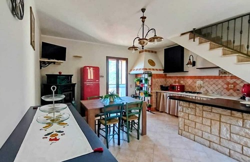 Polizzi Generosa House | Polizzihouse - Holiday House with Panoramic Terrace, in the Heart of the Madonie Mountains.