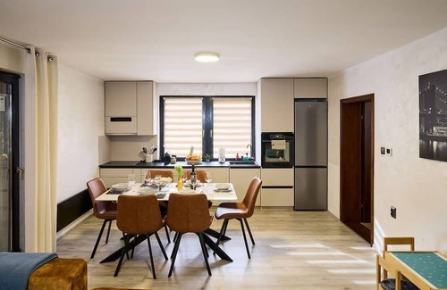 Brestovac House | Family-friendly 3-bedroom house with pool and spa in Novo Zvečevo