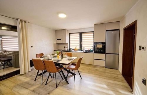Brestovac House | Family-friendly 3-bedroom house with pool and spa in Novo Zvečevo