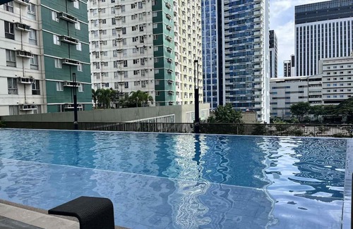 Cebu Condo | Minimaluxe Stay in the heart of Cebu CitynnClean, Comfy and Convenient.