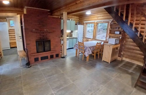 Muonio Cabin | Private lakeside cabin next to the fjells