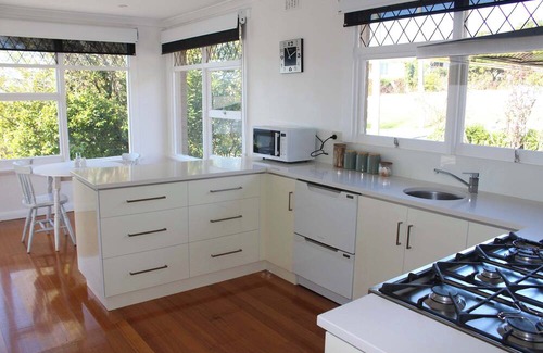 Legana House | Sunset on Tamar Summa