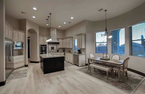 East Mesa House | 6 BR home with beautiful city views!