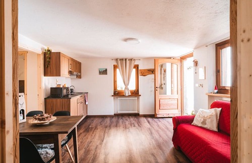 Chambave Apartment | Lo Chalet du Village - Mountain Atmosphere