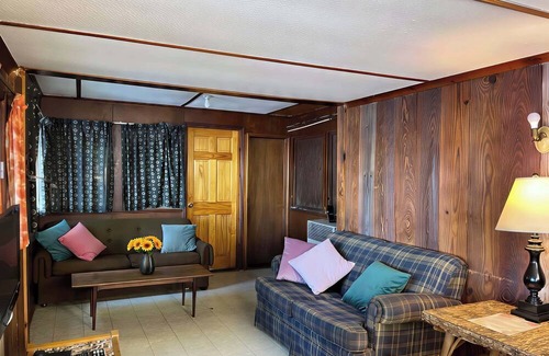 Rosedale Cabin | 2-bedroom Balsam Lake Lower Boathouse #1A