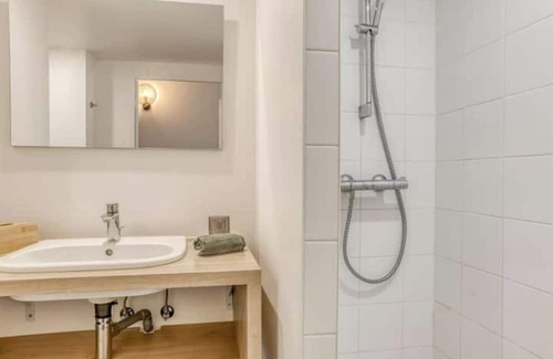 Annemasse Apartment | Studio Tehuana, Annemasse center - Chablais Parc