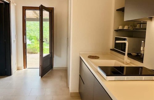 Modica Apartment | Standard Studio Apartment with Veranda and Pool Access