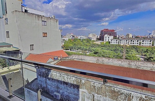 Nhat Tan Apartment | Central Hanoi Apartment, Family-Friendly, Walk to Lake