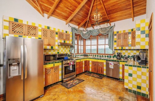 Playa Hermosa Cottage | Casita on top of the world | 2 bedroom Guest house for rent | Playa Hermosa