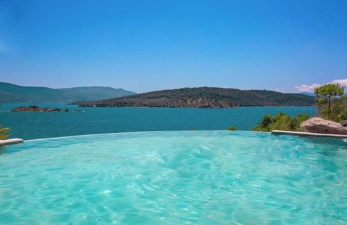 Milas Villa | 4BR Garden Villa Private Pool Aegean Elegance