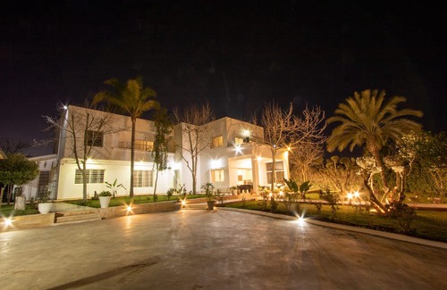 Ouled Tayeb Villa | Sumptuous family villa in Fez with large garden and private pool