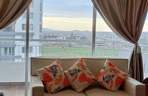 Jose Luis Bustamante y Rivero Apartment | In apartment with beautiful views
