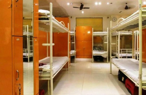Fort Bed & Breakfast | Peaceful bed & breakfast with AC in vibrant Mumbai