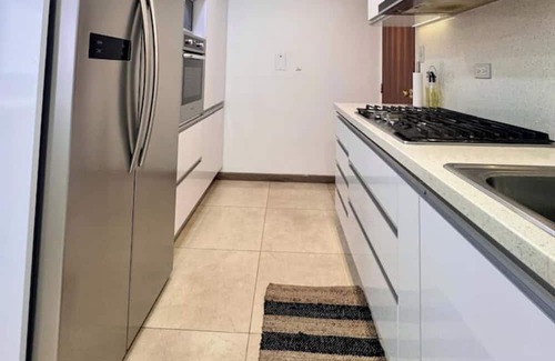 Petare Apartment | Luxury & Location, Beautiful & Spacious Apt in Altamira