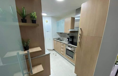 Chacao Apartment | Location & Style, Spacious Apartment in El Rosal, CCS