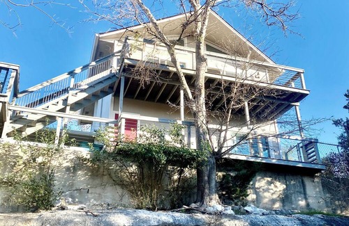 Morgans Point Resort House | Charming 2-bedroom lakeview home, boat ramp mile away, Morgan's Point Resort